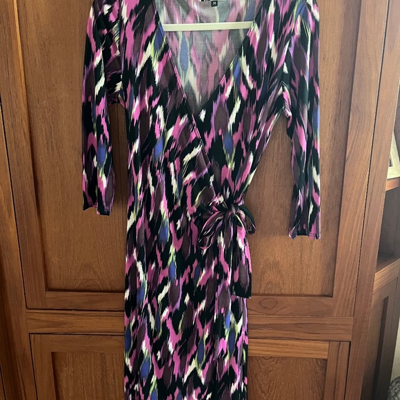 Lilly Wrap dress size M - Picture 1 of 4